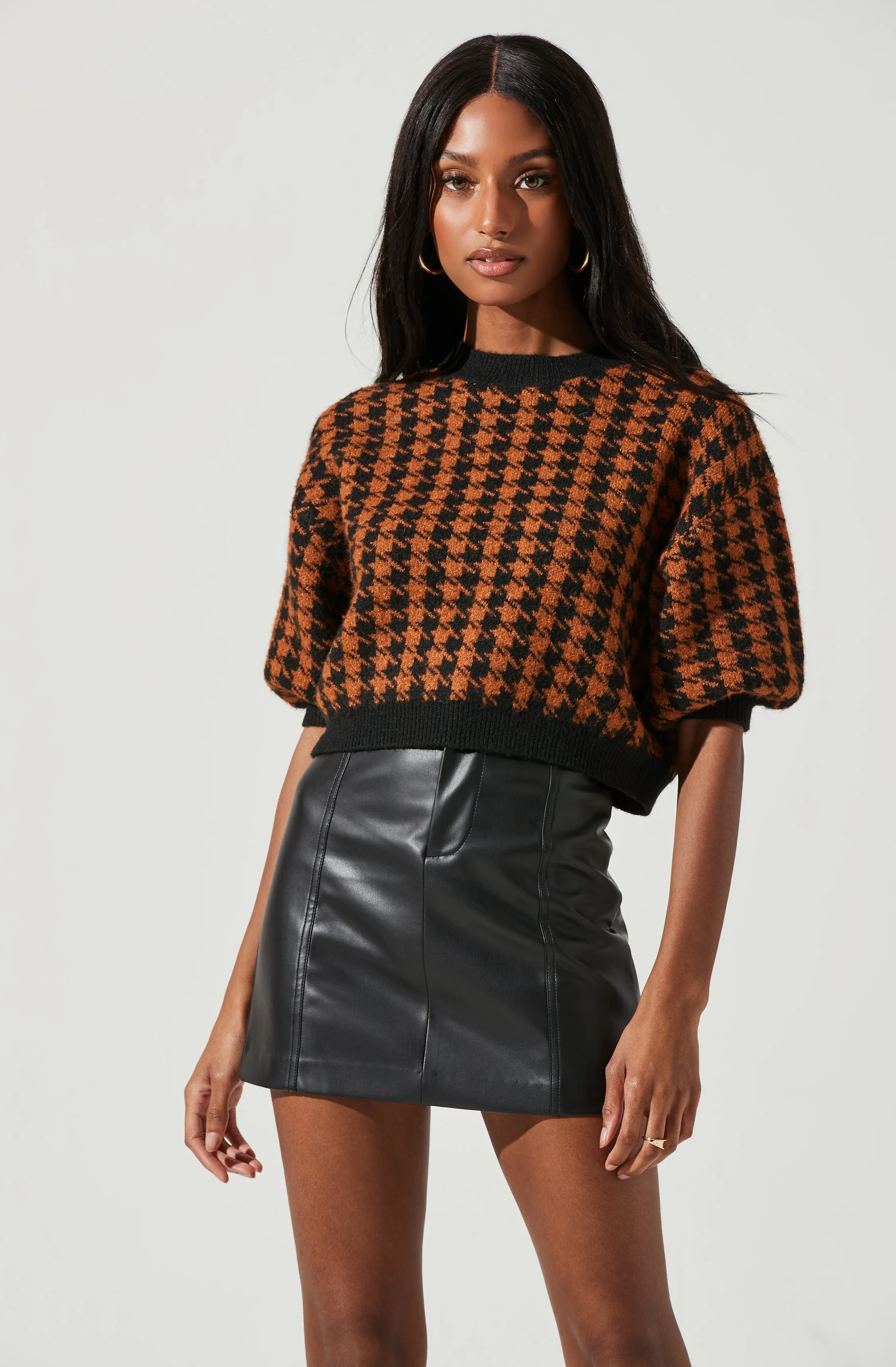 Colette Houndstooth Short Sleeve Sweater