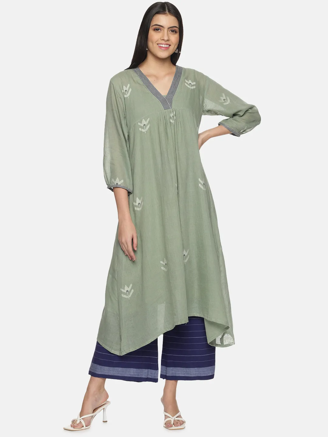 'Esmeralda' sage green jamdani