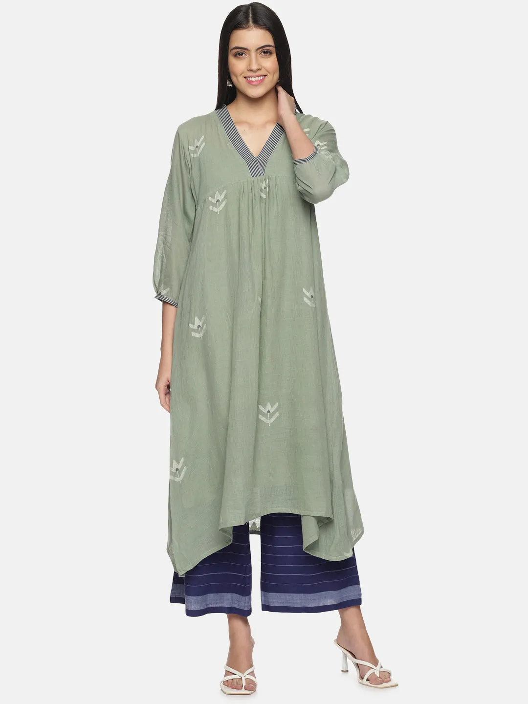 'Esmeralda' sage green jamdani