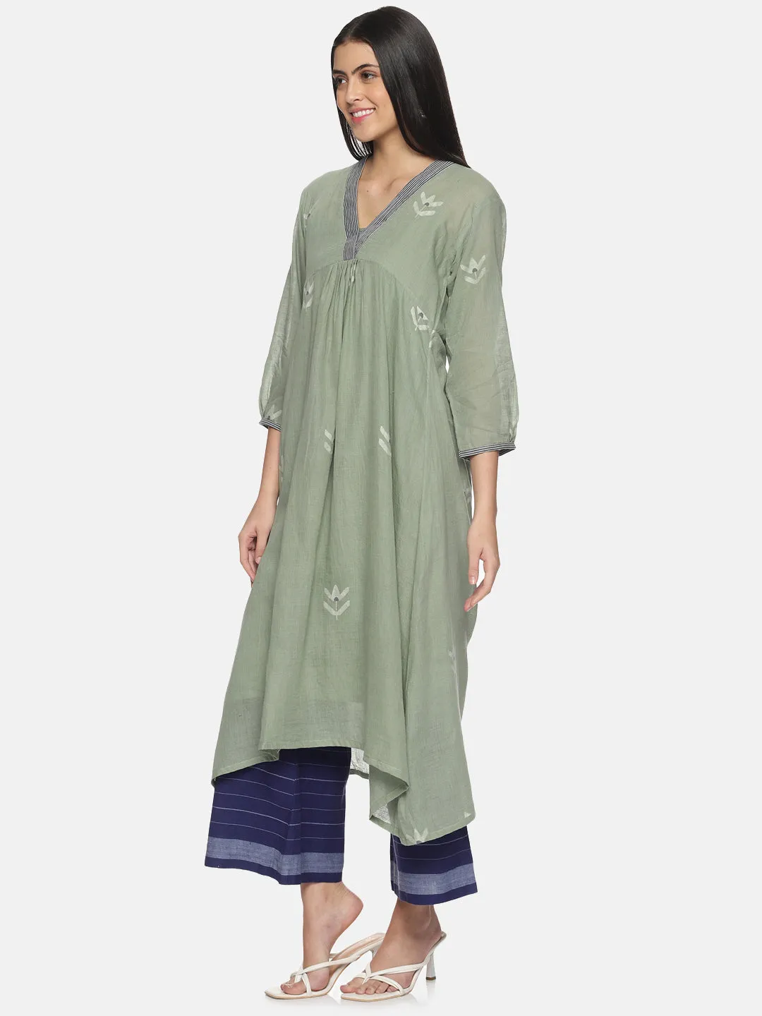 'Esmeralda' sage green jamdani