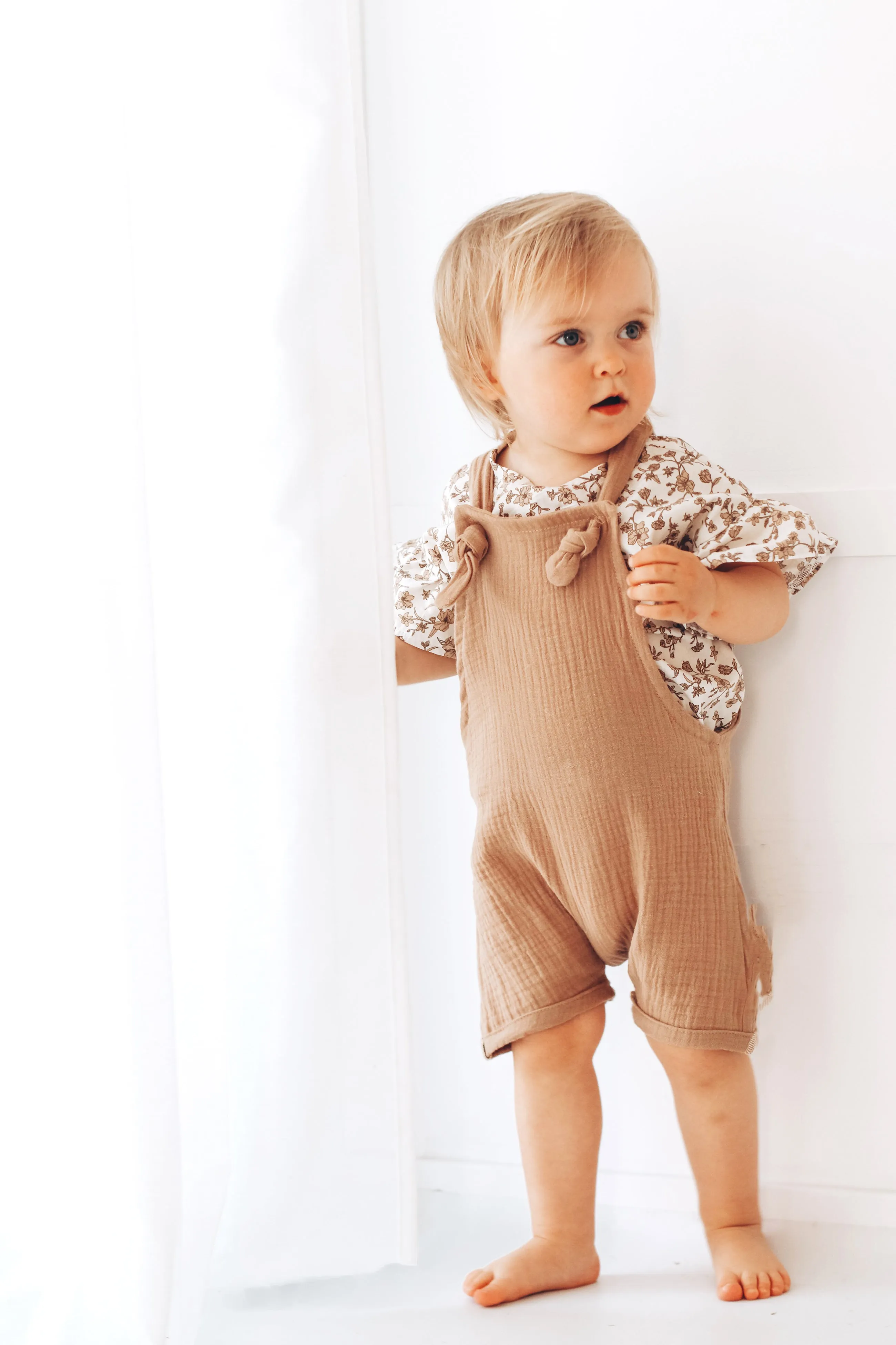 Muslin short leg dungarees