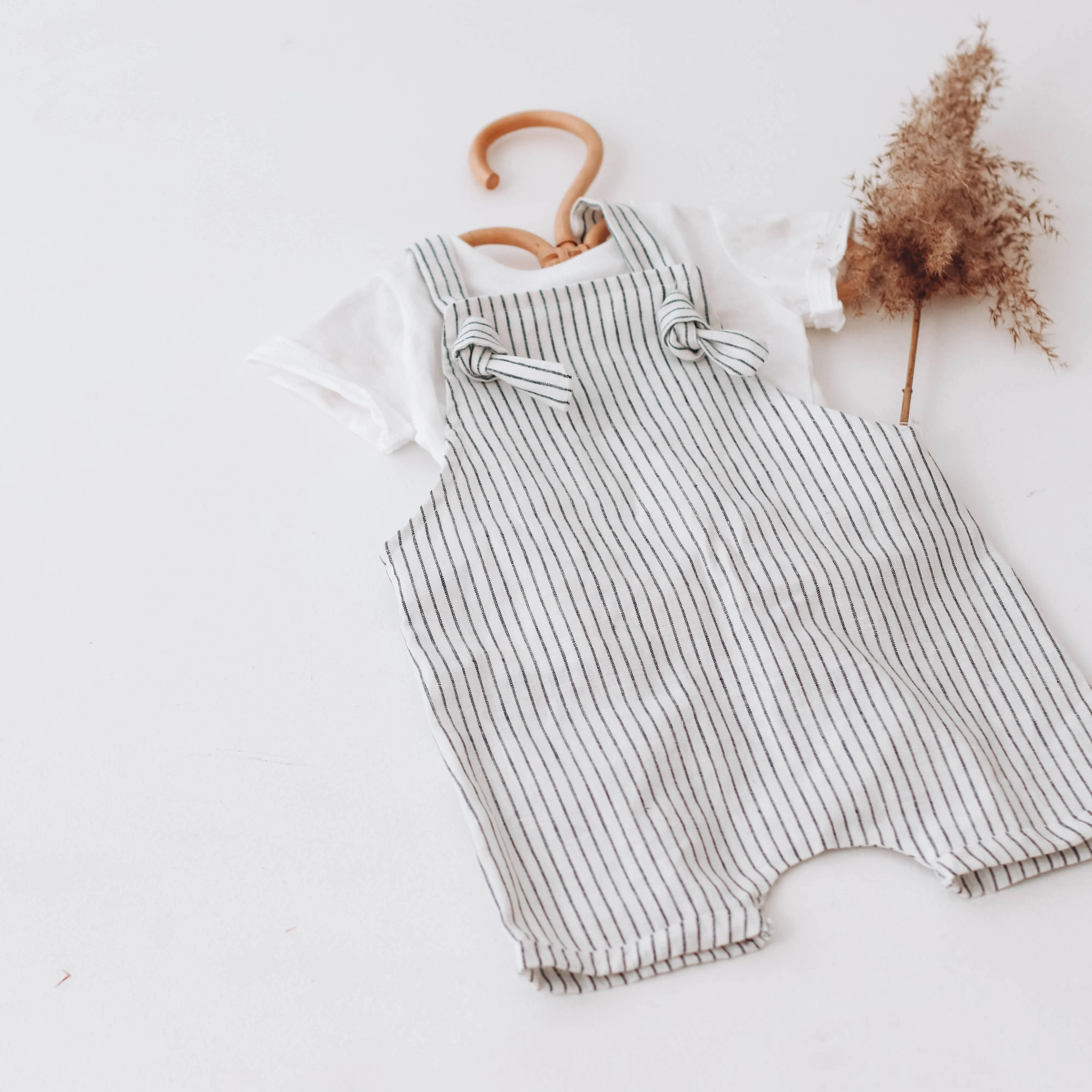 Stripe Linen short leg romper